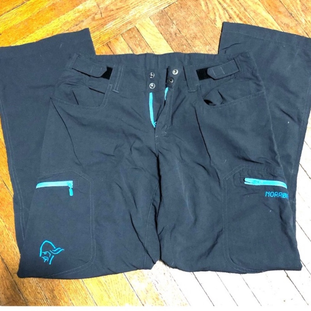 Women’s Norrøna Svalbard Hiking pant size Medium